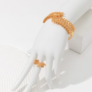 0f2e4c0c-b815-4138-9ec7-d9e5e698a421.jpg Habibi Come To Dubai Jewelry Set