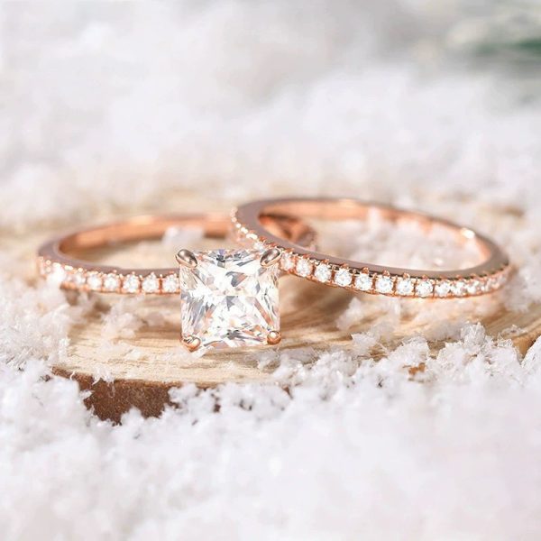 28d4a3fd-be27-4323-9111-1a1d33a8fd11.jpg Princess Rhinestone Double Ring