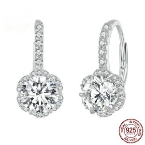 59834104-8a4c-4b6e-baa7-c8055b9523d4.jpg Elegant Moissanite Earrings