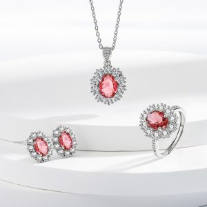 97276e98-ff09-4722-825b-73c7f7dd8a47.jpg Ruby Jewelry Set