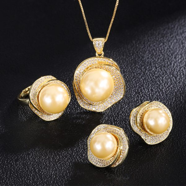 Pearl Gold Shell Set