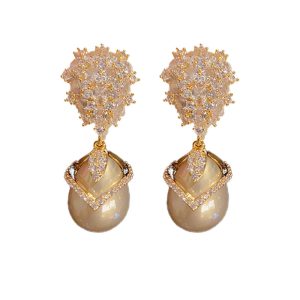 Champagne Pearl Earrings