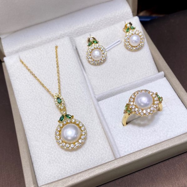 Fresh Water Pearl Set