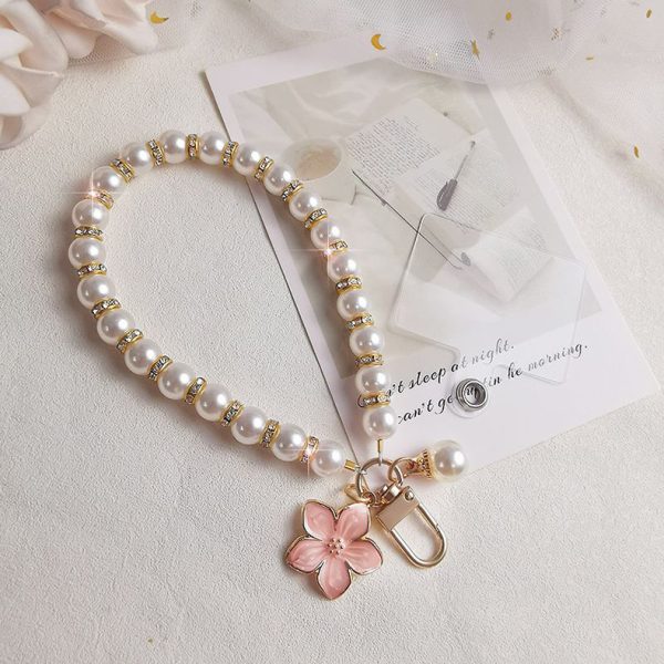 Pearl Pendant & Flower Keychain