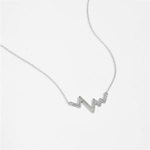 O1CN01vxblIm1p7rj8LaOG0_2212969525314-0-cib.jpg Silver Heartbeat Necklace