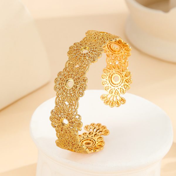 Lace Flower Bracelet