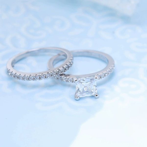 d3f94194-2b92-4b30-95ac-18f123273640.jpg Princess Rhinestone Double Ring