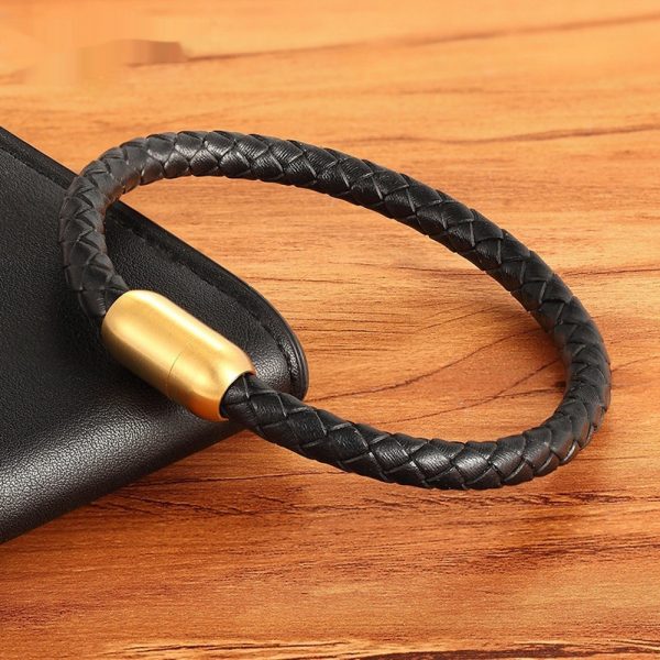 142396a2-6f52-4dea-abca-13a0ae3cb991_fine.jpeg Leather Rope Braided Bracelet