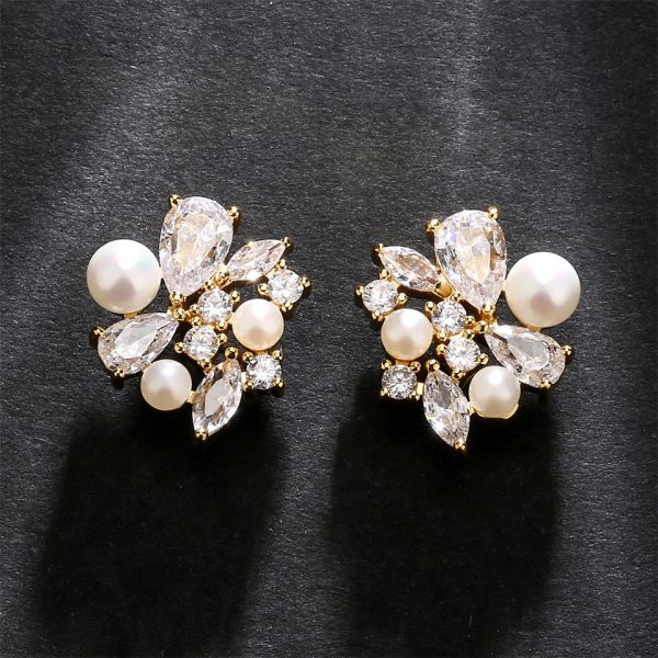 20db3803-9611-48b9-96b1-411ef376d1a2.jpg Fresh Water Pearl Zircon Earrings