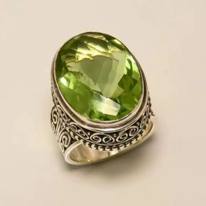 Vintage Natural Jade Art Carving Ring