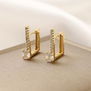 O1CN01BzLCki1TAgRv4k7JE_2215525292342-0-cib.jpg Exquisite Square Zircon Earrings