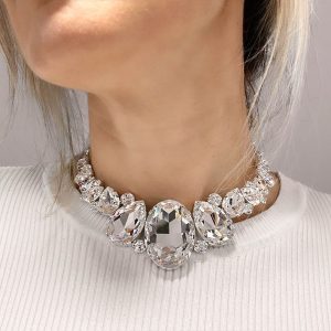 O1CN01YPMVvs2DS3xmGWjwt_2215522268607-0-cib.jpg Rhinestone Oval Necklace