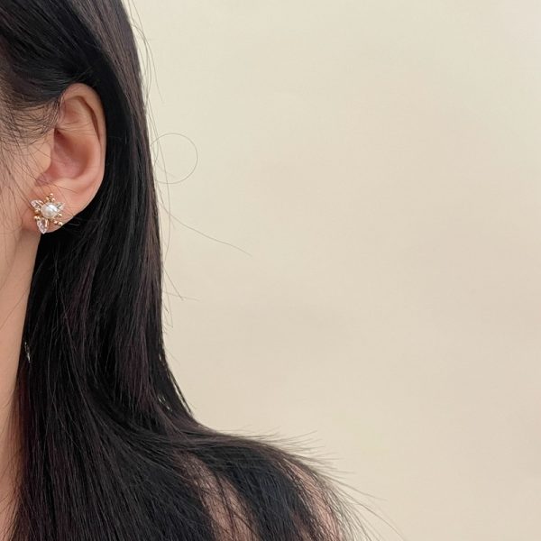 Pearl Flower Earrings