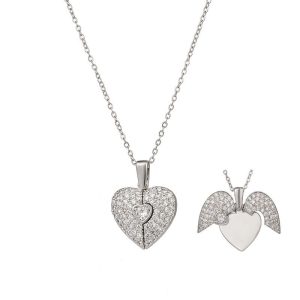 fe00d19a-341c-40d5-94c7-8ef029682166.jpg Heart Opening & Closing Necklace