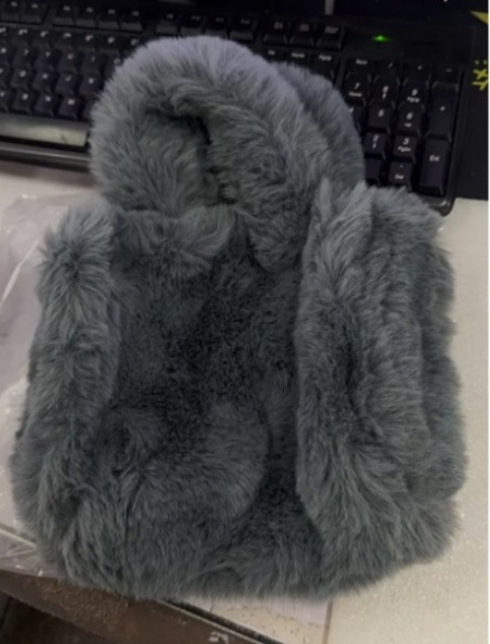 Waylen Fur Bag