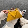 Queenie Clutch