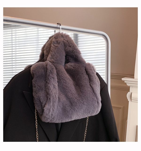 Waylen Fur Bag
