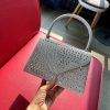 Vera Clutch