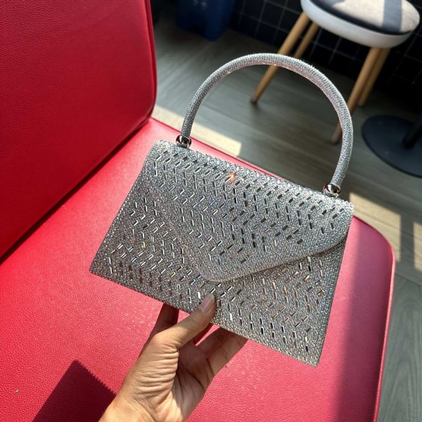 Vera Clutch