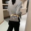 Quintessa Clutch