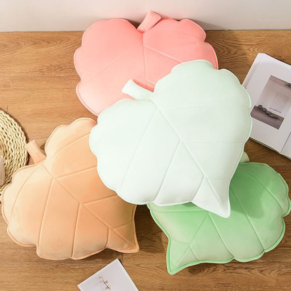 Heart Leaf Cushion