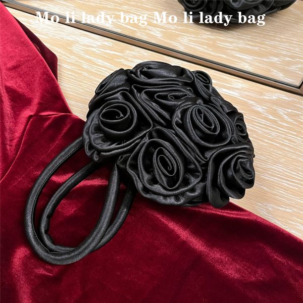 Kalina Flower Clutch