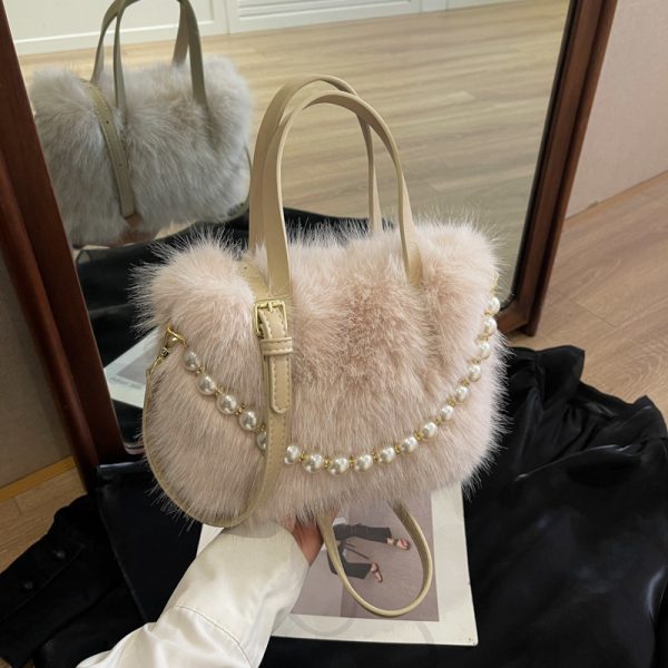 Krystal Fur Pearl Bag