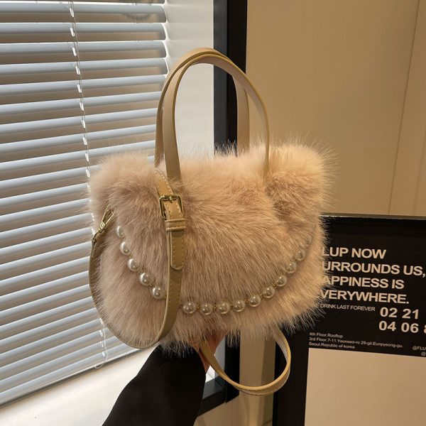 Krystal Fur Pearl Bag
