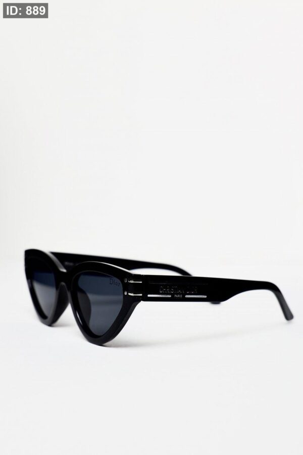 889  Dior Sunglasses - Black
