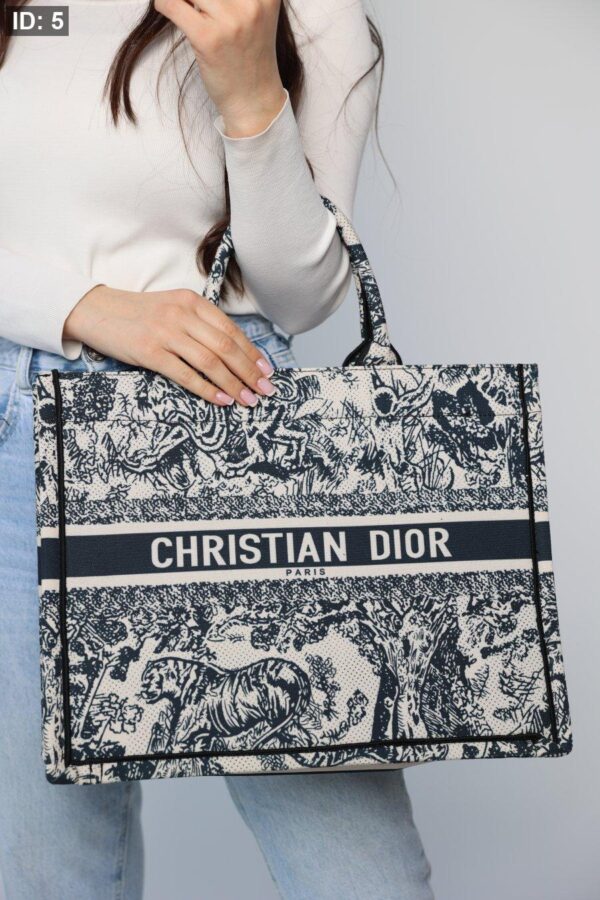 05  Dior Tote Bag - Navy Print
