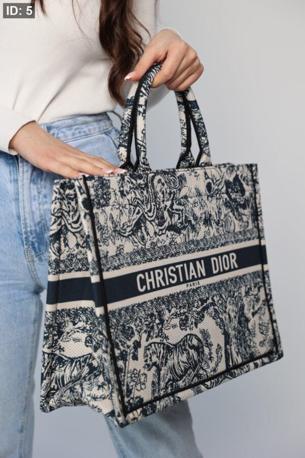 05  Dior Tote Bag - Navy Print