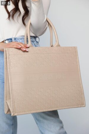 IMG_8633 05 Dior Tote Bag - Beige